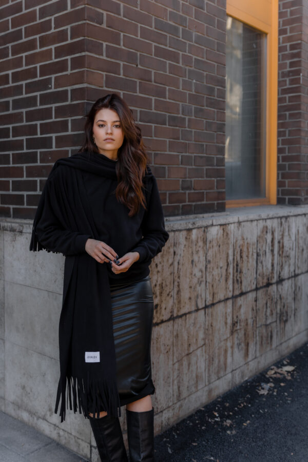 PELERINA SWEATER SOEN BLACK